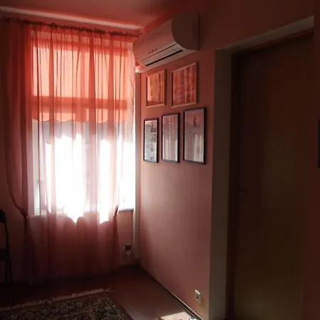 Hostel Karluti *
